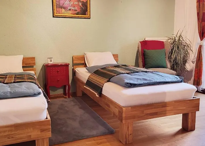 Colourful 2.5 Bedroom With Large Balcony & Garden. Apartment *